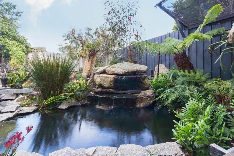 Garden water feature by Tuckerman Landscaping & Design